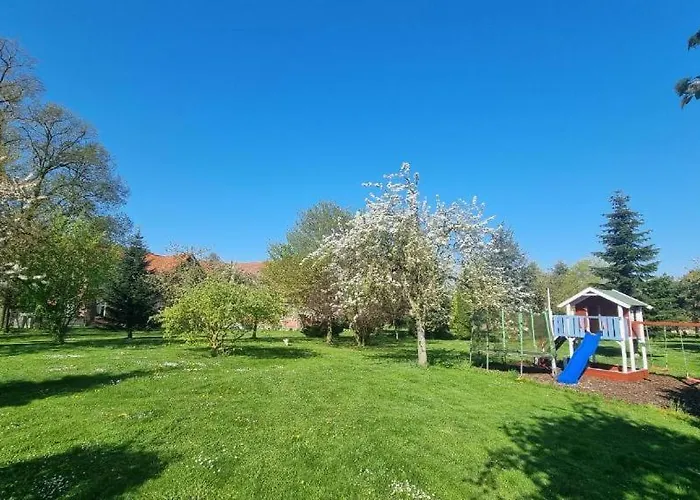 Gutshof Kaemmerich - Fuchsbau *